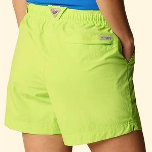 NWOT Columbia Women's Shorts Size Large PFG Backcast Water Short Green